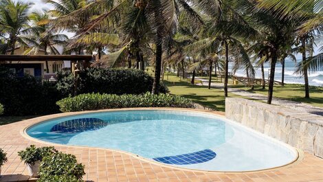 Hermosa casa, piscina y barbacoa en Guarajuba