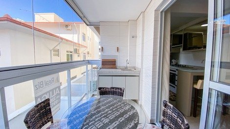 Apartment 100 meters from Praia de Palmas!