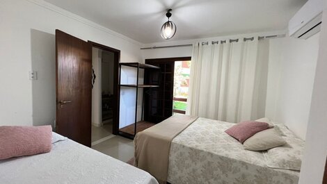 Apartment 200 m from Taperapuan Beach