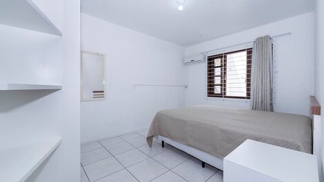 101B - 2 bedroom apartment for up to 5 people, close to the...