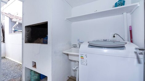 101B - 2 bedroom apartment for up to 5 people, close to the...