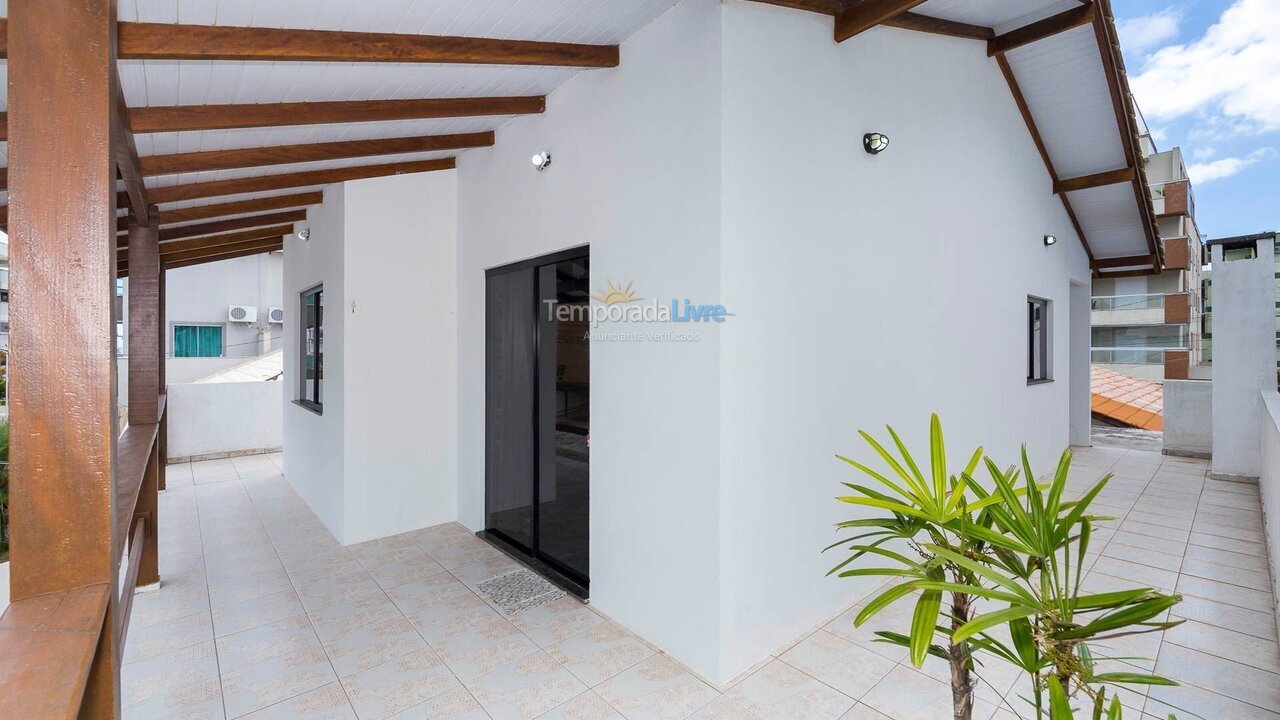 House for vacation rental in Bombinhas (Praia de Bombas)