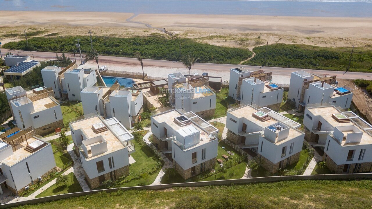Apartamento para aluguel de temporada em Trairi (Praia de Flecheiras)
