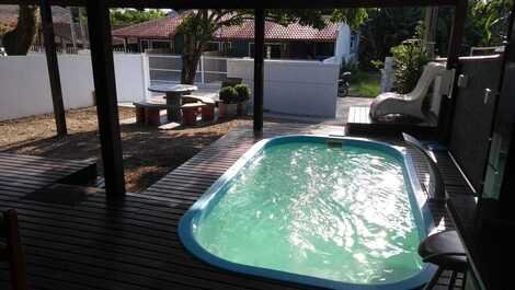 Beautiful House with Pool in Morrinhos