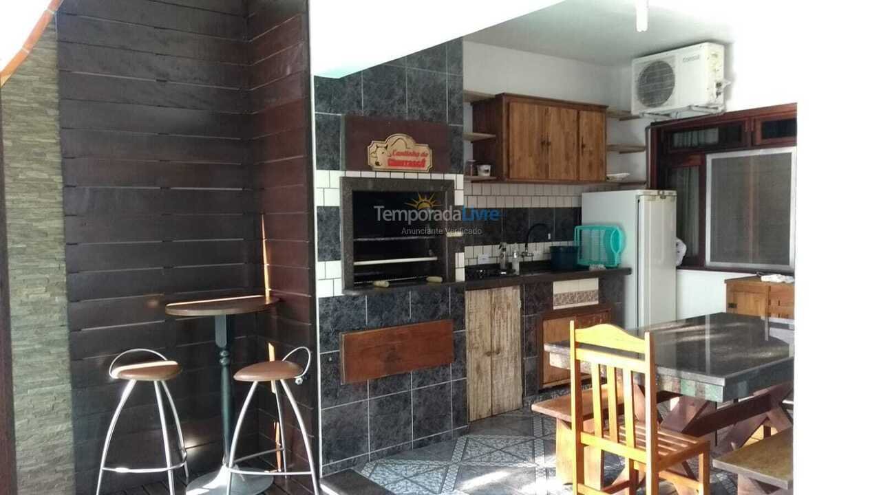 Casa para alquiler de vacaciones em Bombinhas (Morrinhos)