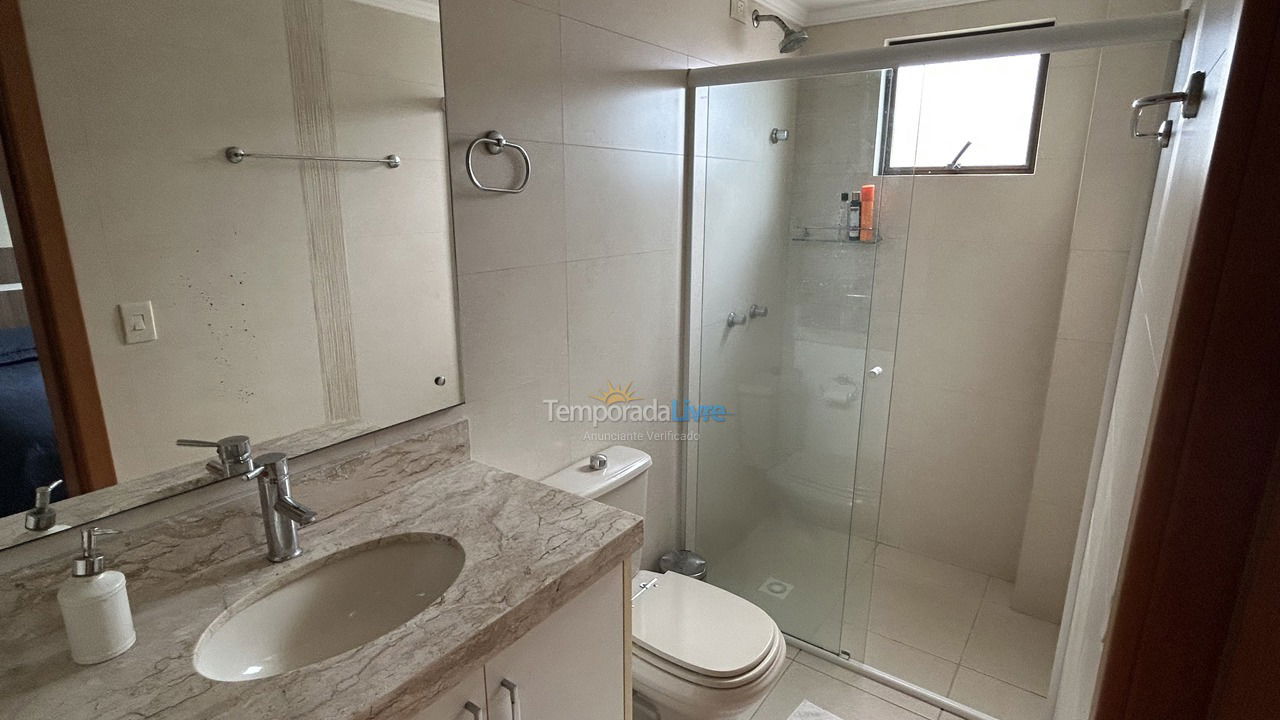 Apartamento para aluguel de temporada em Itapema (Centro)