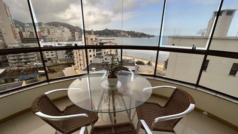 GREAT THREE SUITES WITH BEAUTIFUL SEA VIEWS