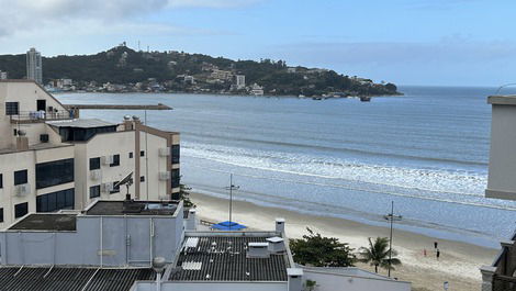 GRANDES TRES SUITES CON HERMOSAS VISTAS AL MAR