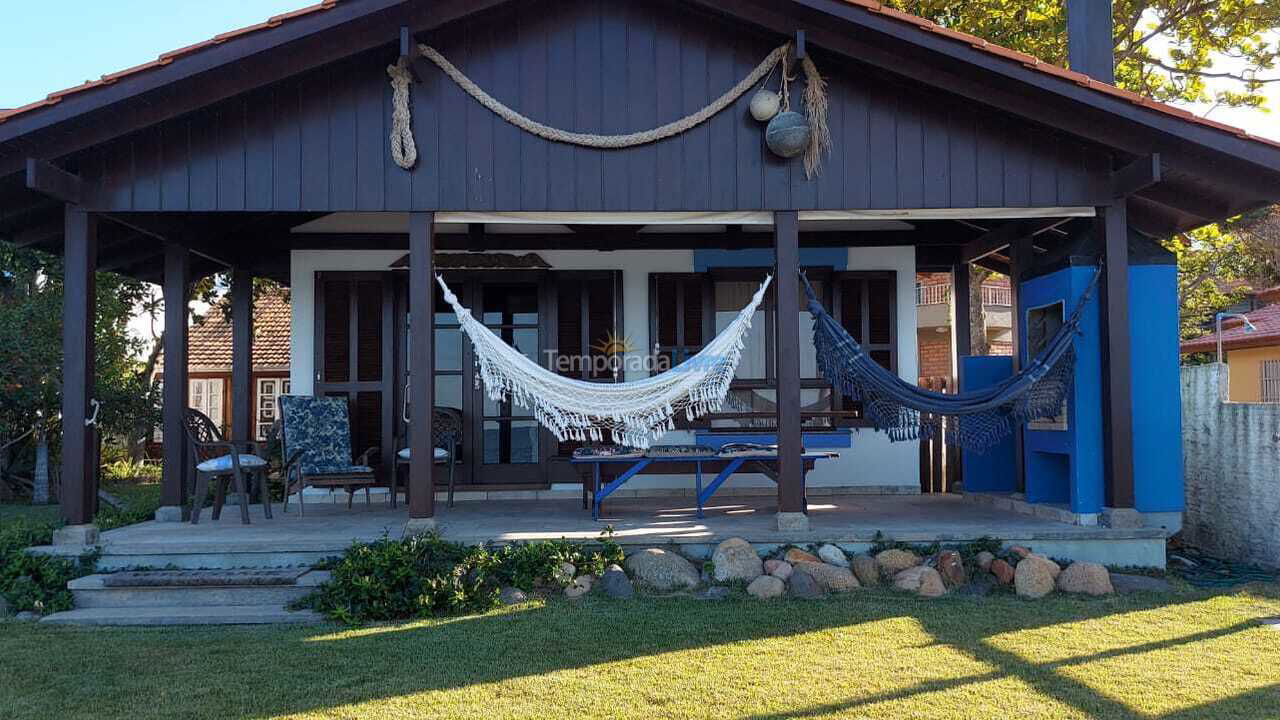 Casa para aluguel de temporada em Florianopolis (Praia dos Ingleses)