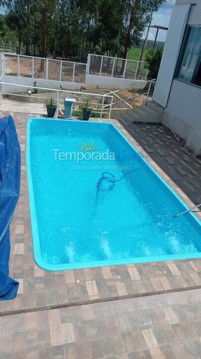 Casa para aluguel de temporada em Silvânia (Corumbá Iv)