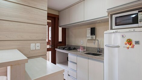 Villa 204 - 2 habitaciones, capacidad para 4 personas, en un condominio con piscina, al lado...