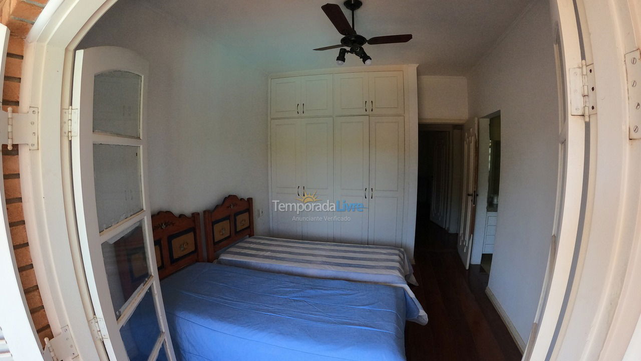 Chácara / sítio para aluguel de temporada em Bragança Paulista (Bairro Birica de Campo Novo)