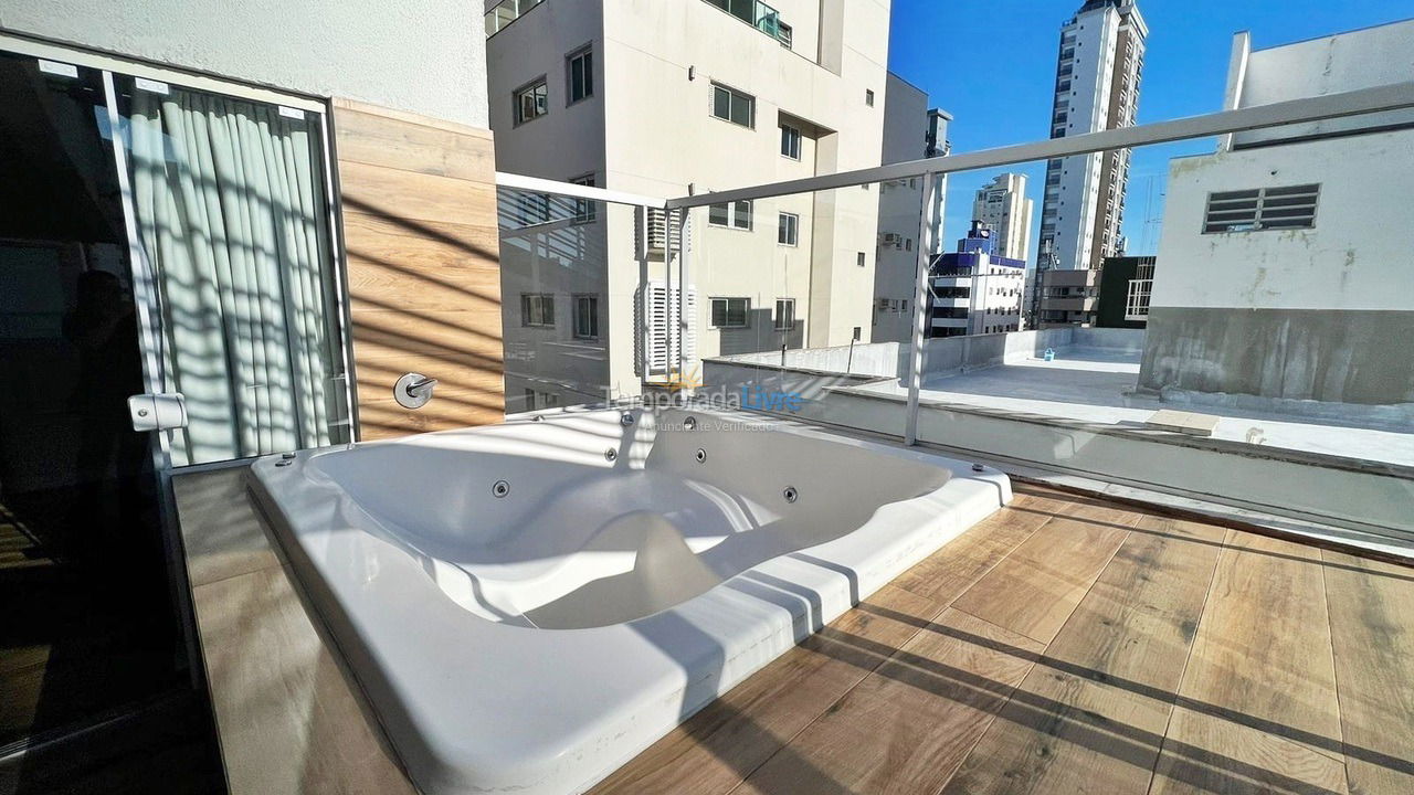 Apartment for vacation rental in Balneário Camboriú (Centro)