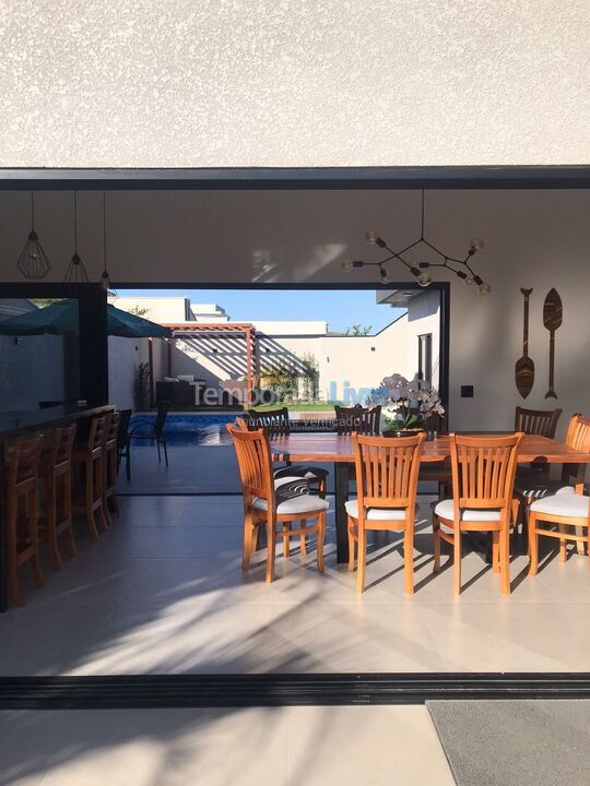 House for vacation rental in Guaratuba (Praia das Palmeiras)