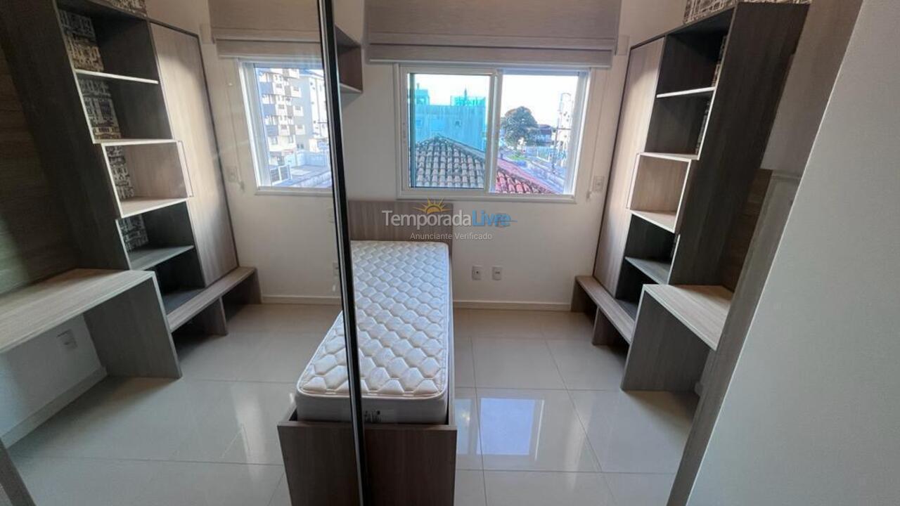 Apartamento para aluguel de temporada em Florianopolis (Canasvieiras)