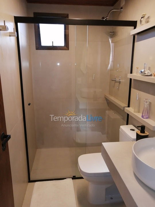 Apartamento para aluguel de temporada em Campos do Jordão (Jardim Embaixador)