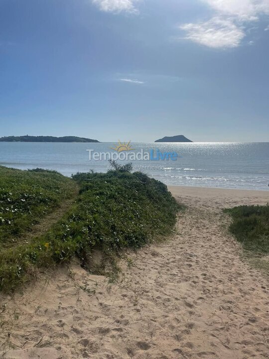 Casa para aluguel de temporada em Armação dos Búzios (Praia da Marina)