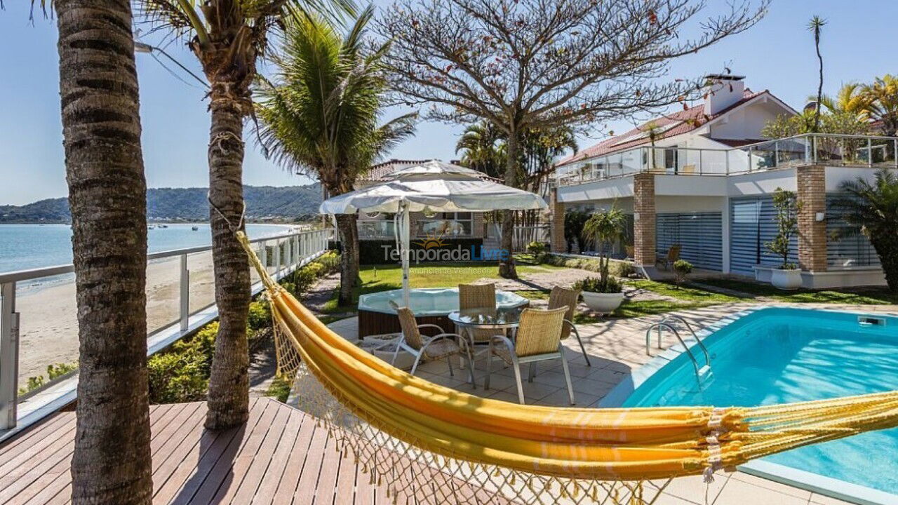 Casa para aluguel de temporada em Florianópolis (Cachoeira do Bom Jesus)