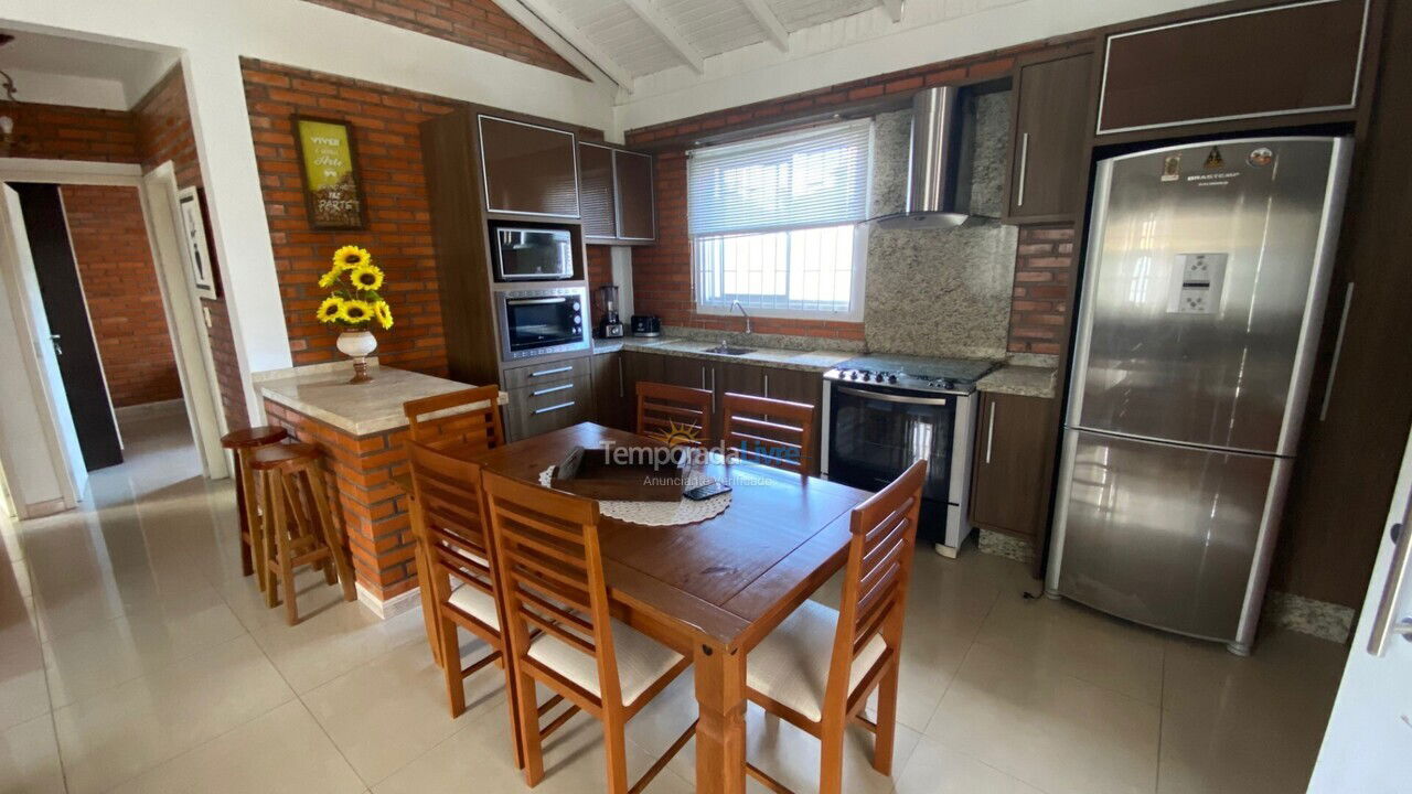 House for vacation rental in Florianópolis (Ponta das Canas)