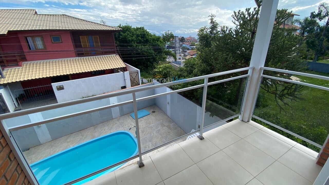 Casa para aluguel de temporada em Florianópolis (Ponta das Canas)