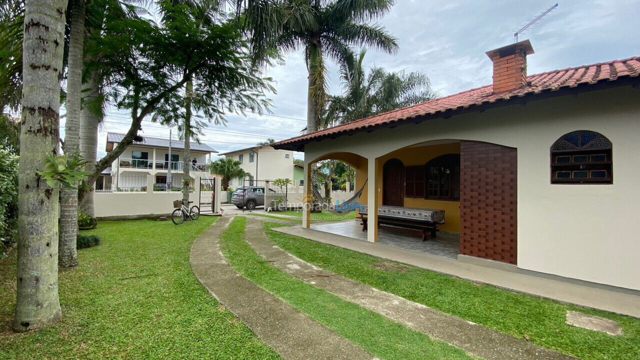 House for vacation rental in Florianópolis (Ponta das Canas)