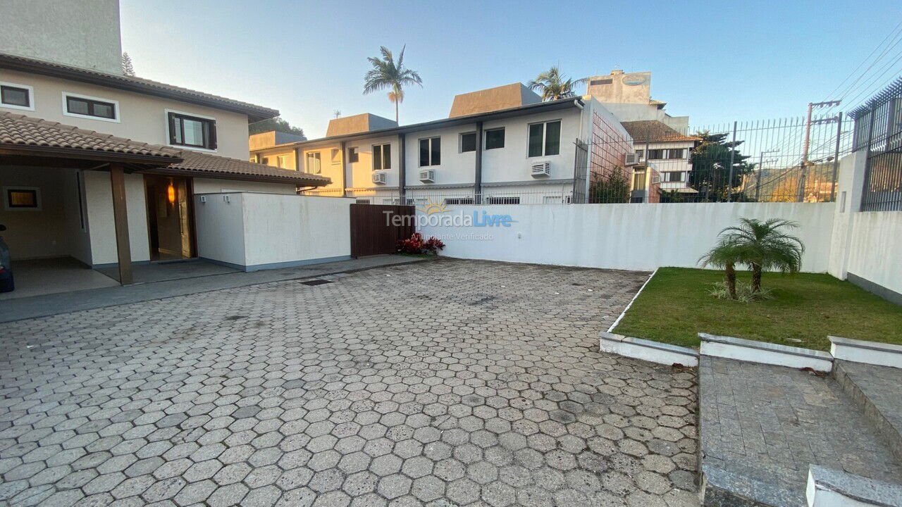 Casa para alquiler de vacaciones em Florianópolis (Cachoeira do Bom Jesus)