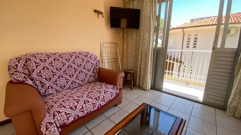 2 bedroom apartment with air, 20 meters from the sea