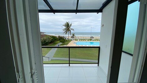 Duplex facing the sea and with pool for 8 people