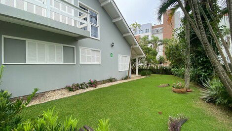 Perfect house, pool and air 50 meters from the beach, on Rua das Gaivotas