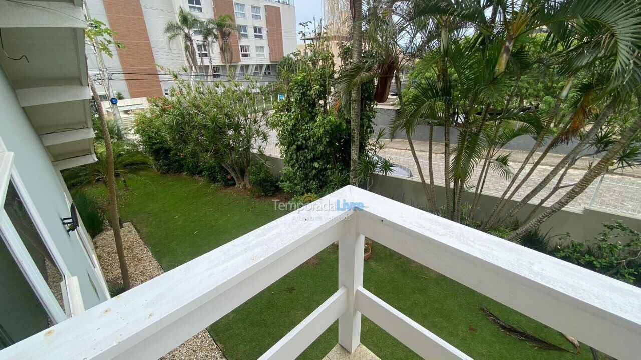 Casa para aluguel de temporada em Florianopolis (Praia dos Ingleses)