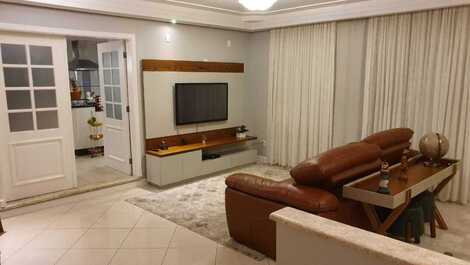 Hermosa casa, super comoda, 05 suites