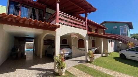 Inn-style house with 8 suites 300 meters from the sea