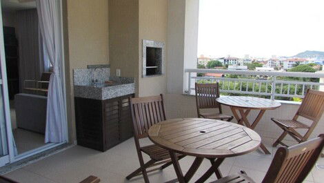 Hermoso apartamento a 150 metros del mar, con piscina privada