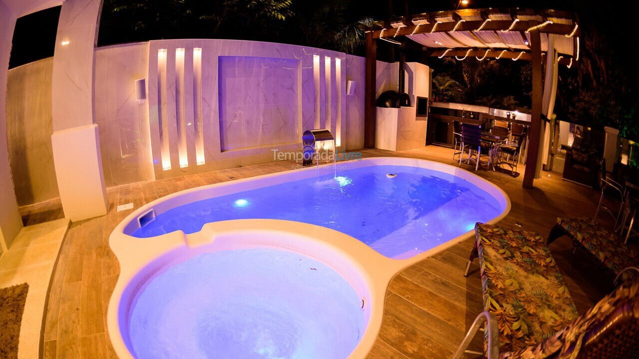 Casa para aluguel de temporada em Florianopolis (Daniela)