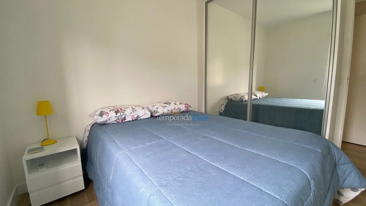 Apartamento para aluguel de temporada em Florianópolis (Brava)