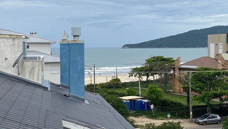 Ático con vistas al mar y piscina privada