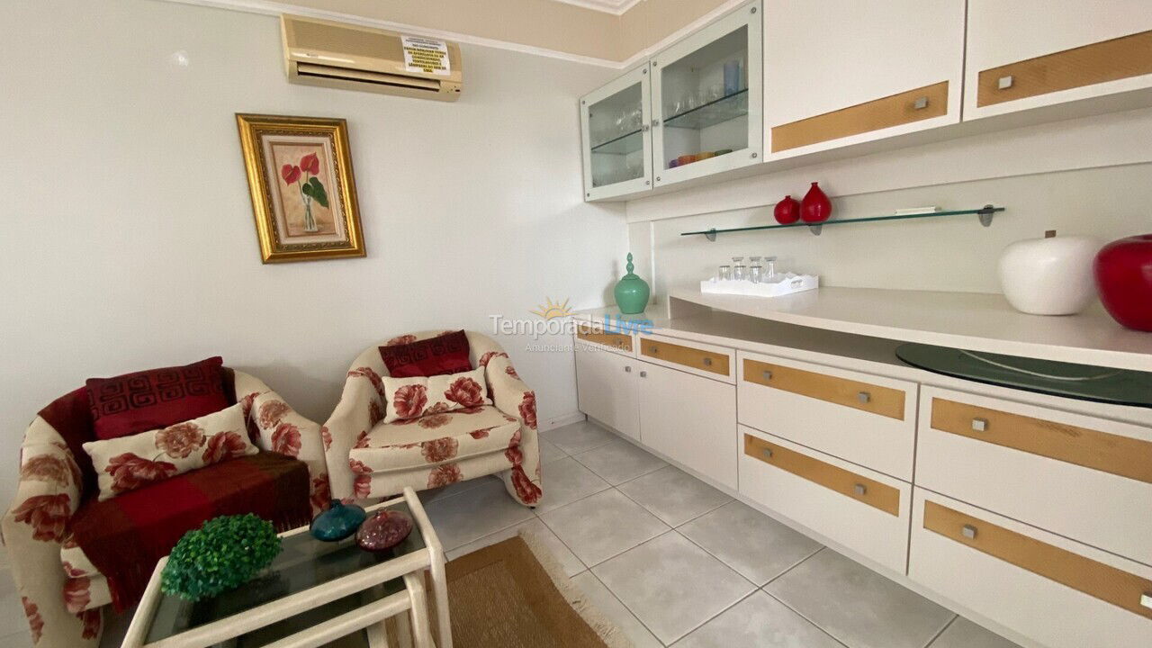 Apartamento para aluguel de temporada em Florianopolis (Praia dos Ingleses)