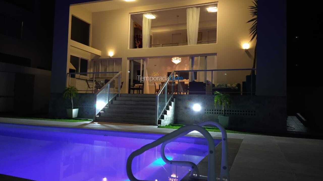 House for vacation rental in Florianopolis (Canasvieiras)