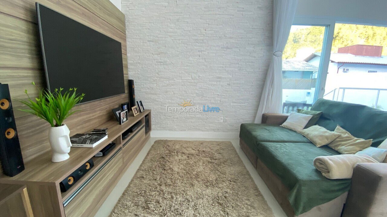 House for vacation rental in Florianopolis (Canasvieiras)