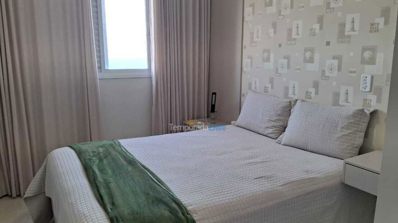 Apartamento para aluguel de temporada em Praia Grande (Praia do Caiçara)