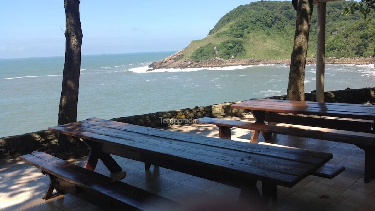 Casa para alquiler de vacaciones em Guarujá (Enseada)