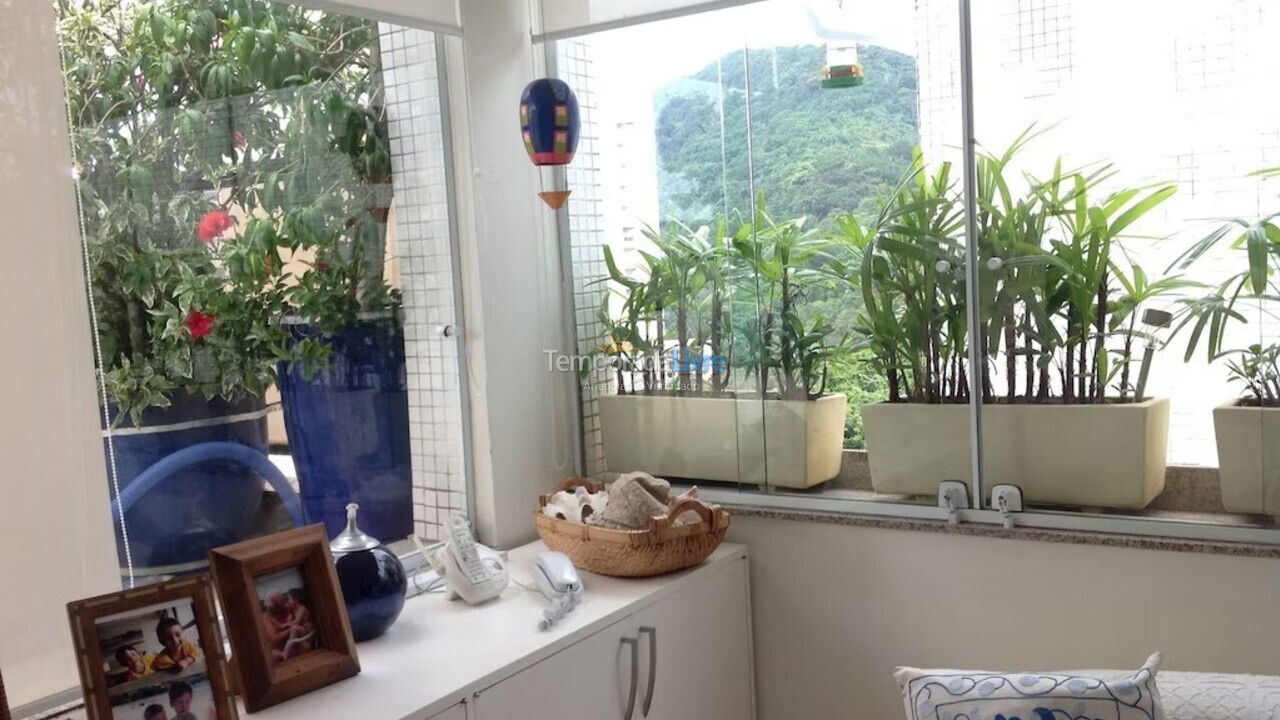 Apartamento para aluguel de temporada em Guarujá (Enseada)