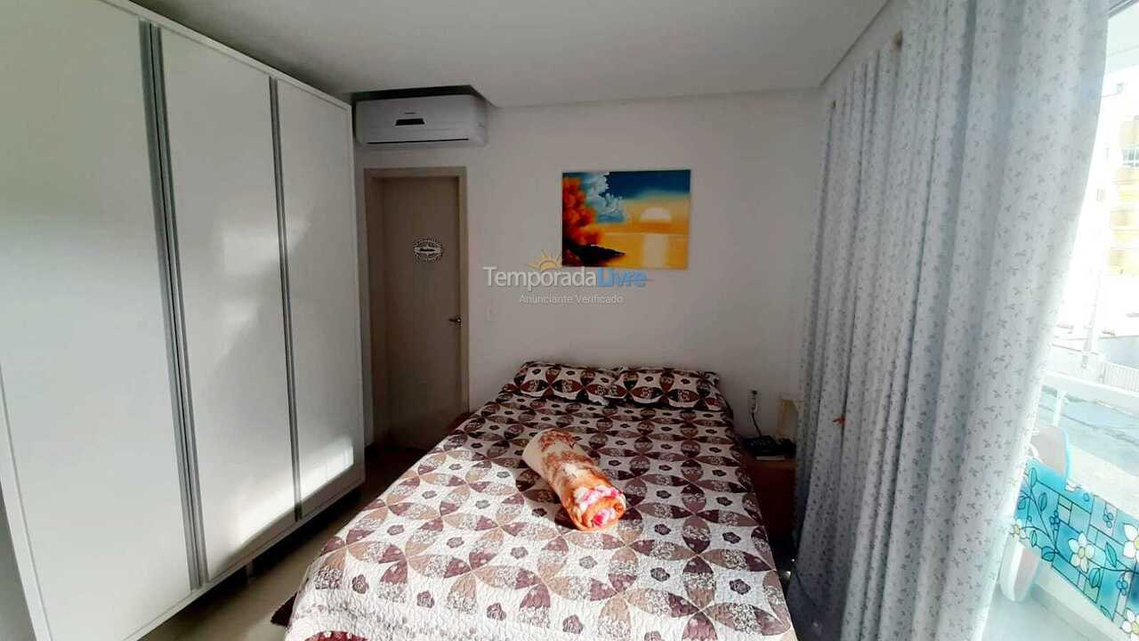 Apartment for vacation rental in Bombinhas (Praia de Bombas)