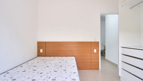 New High Standard Apartment - REF 013