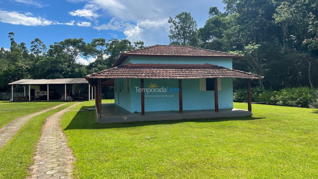 Chácara / sítio para aluguel de temporada em Santa Isabel (Pouso Alegre)