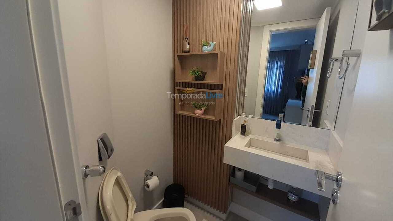 Apartamento para alquiler de vacaciones em Itapema (Meia Praia)