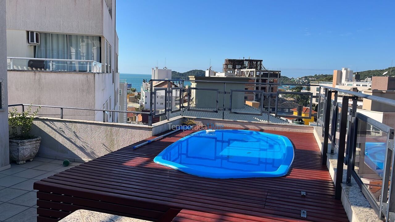 Apartment for vacation rental in Bombinhas (Praia de Bombinhas)