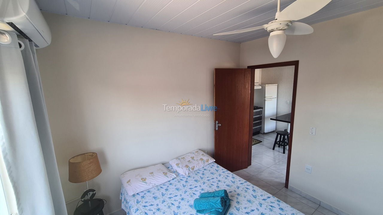 Apartamento para aluguel de temporada em Florianópolis (Cachoeira do Bom Jesus)