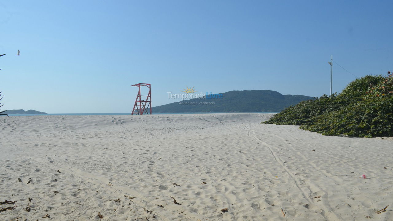 Apartamento para aluguel de temporada em Florianopolis (Praia dos Ingleses)