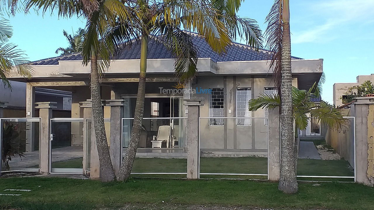 Casa para alquiler de vacaciones em Guaratuba (Brejatuba)